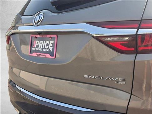 Used 2019 Buick Enclave Essence AWD/4WD image 15