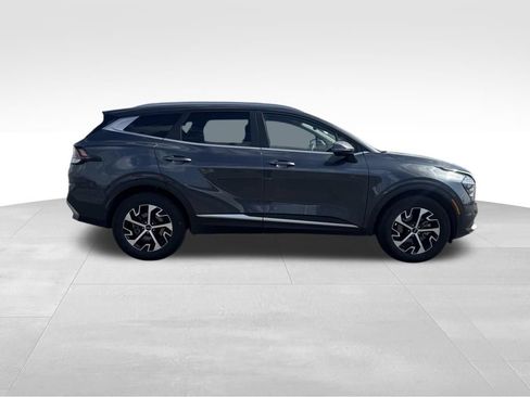 Used 2024 Kia Sportage EX AWD/4WD image 13