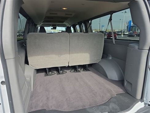 Used 2025 Chevrolet Express 3500 LT w/ LT Preferred Equipment Group RWD image 19