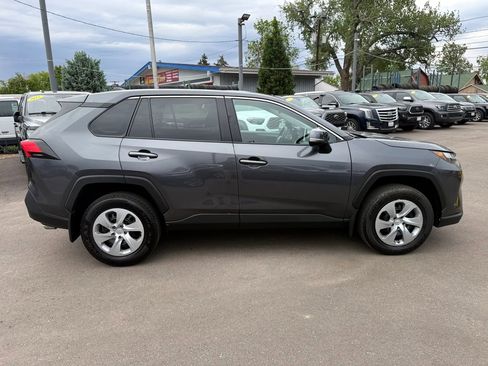 Used 2023 Toyota RAV4 LE AWD/4WD image 10