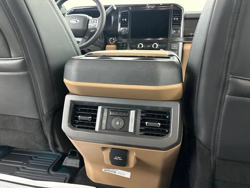 New 2026 Ford F350 Lariat w/ Lariat Ultimate Package AWD/4WD image 28