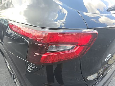 New 2026 Chevrolet Trax RS w/ Sunroof Package image 36