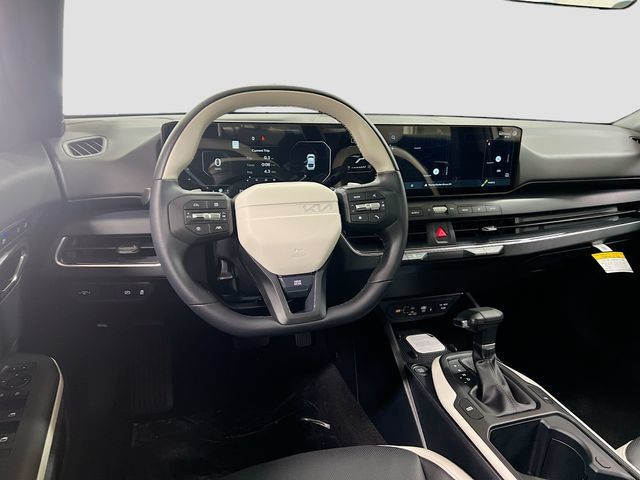 New 2025 Kia K4 GT-Line w/ GT-Line Premium Package FWD image 24