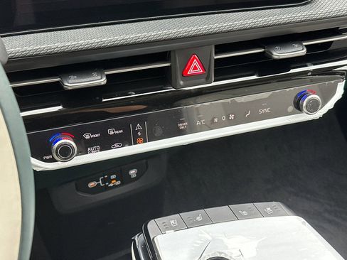 New 2025 Kia EV6 Wind image 21