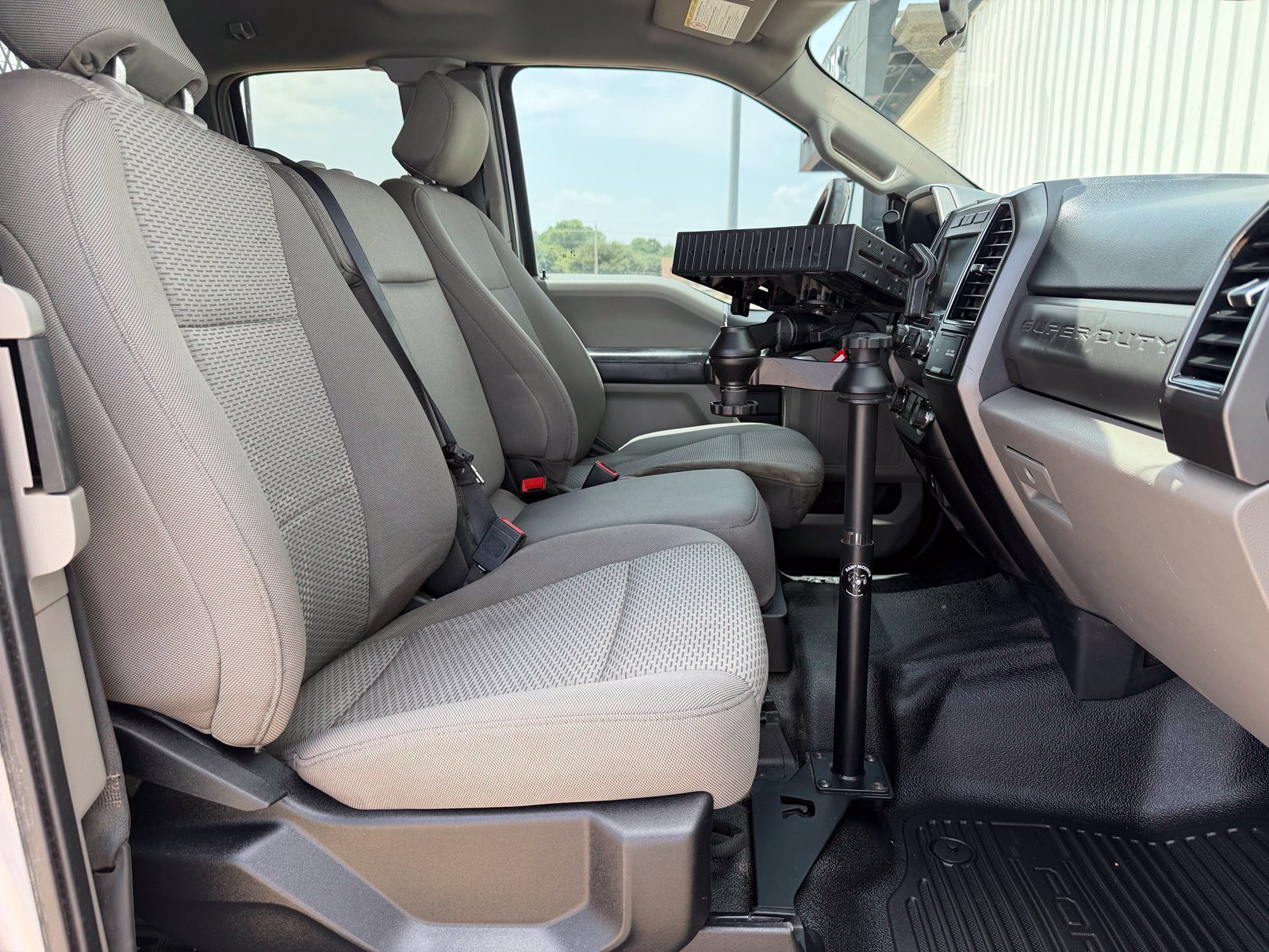 Used 2020 Ford F250 XLT w/ XLT Value Package AWD/4WD image 24