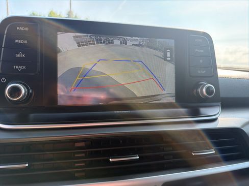Used 2020 Kia Telluride S w/ S 8 Passenger Seating Package FWD image 13