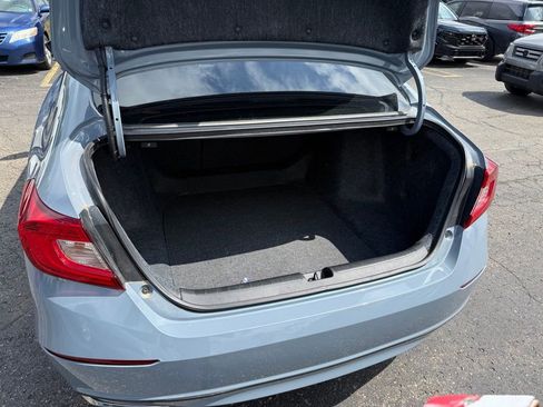 Used 2022 Honda Accord Sport image 5