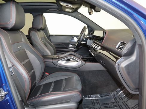 Used 2022 Mercedes-Benz GLE 53 AMG 4MATIC w/ 3rd Row Seat Package image 14
