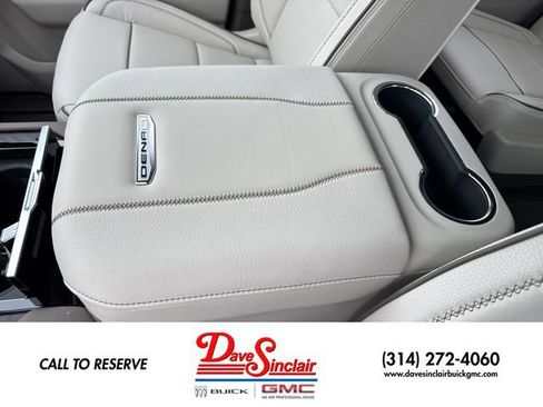 New 2026 GMC Yukon XL Denali w/ Denali Reserve Package AWD/4WD image 21