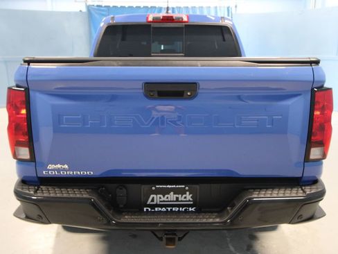 Used 2025 Chevrolet Colorado Trail Boss AWD/4WD image 28
