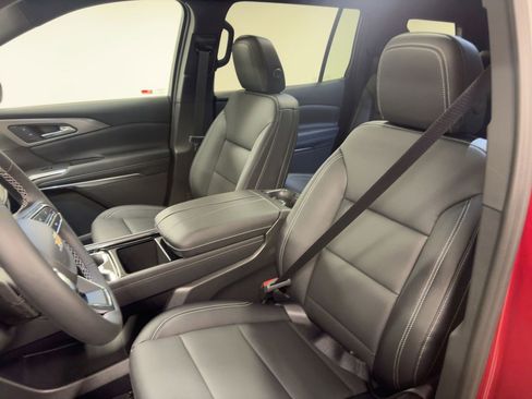 New 2026 Chevrolet Traverse LT w/ Sun and Wheel Package image 22