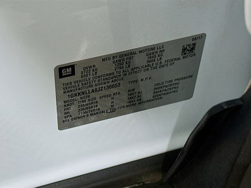 Used 2018 GMC Acadia SLE image 12