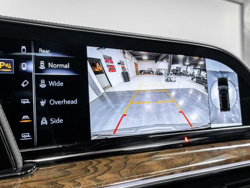 Used 2023 Cadillac Escalade Sport Platinum w/ LPO, ONYX Package image 71