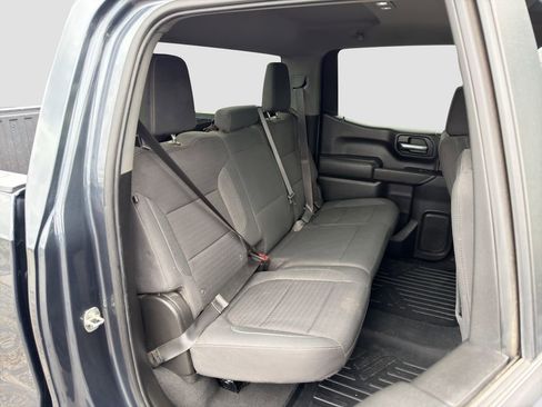 Used 2022 Chevrolet Silverado 1500 LT AWD/4WD image 29