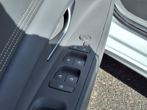 Certified 2026 Hyundai Elantra SEL Sport FWD image 21
