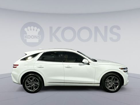 Used 2024 Genesis GV70 2.5T w/ Advanced Package image 8