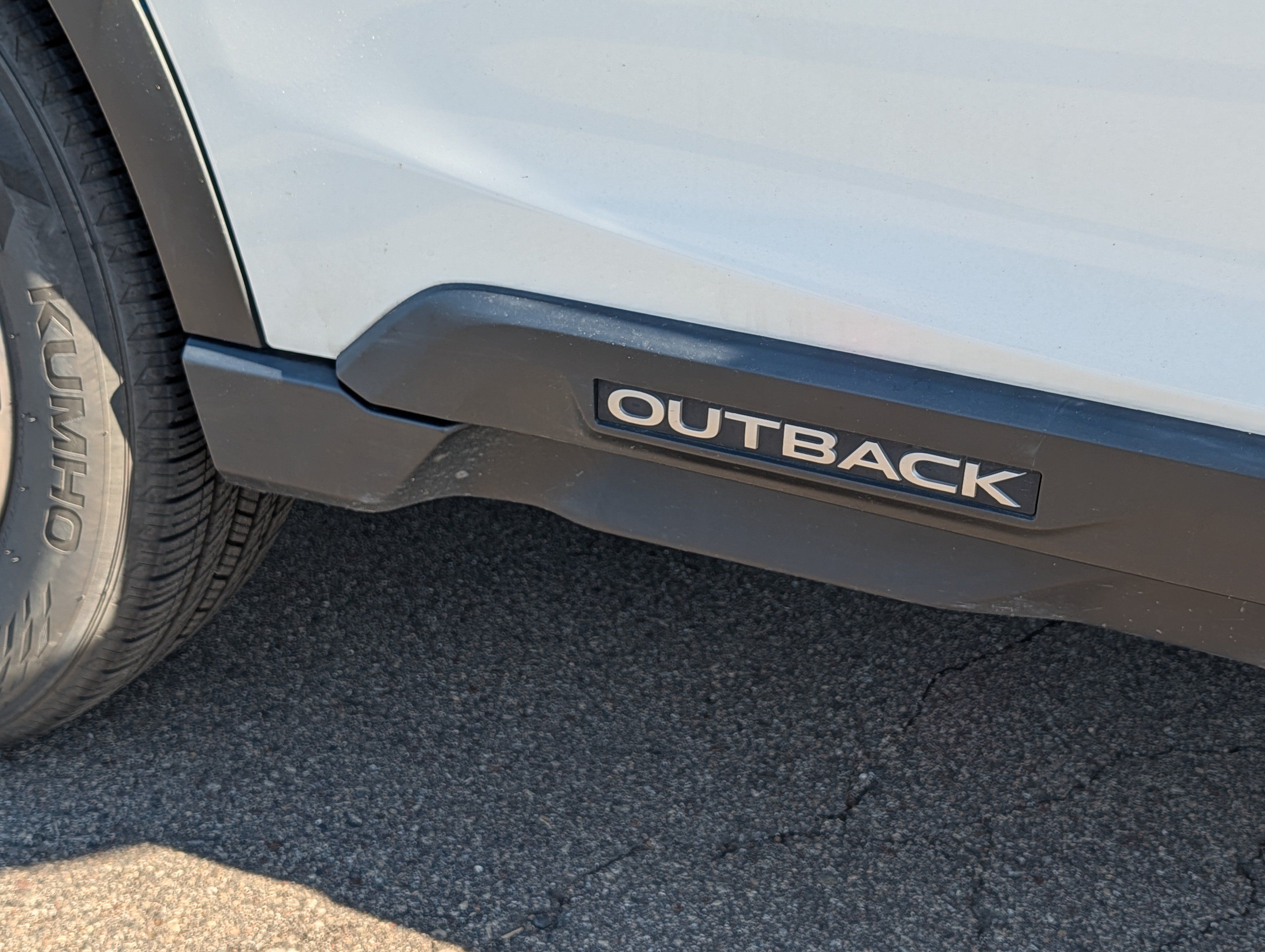 Used 2023 Subaru Outback Limited w/ Popular Package #2 AWD/4WD image 7