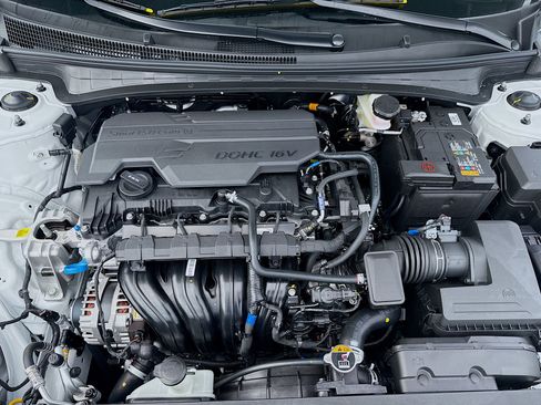 New 2026 Hyundai Elantra Limited w/ Cargo Package image 24