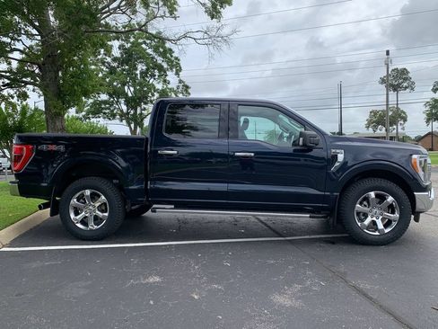 Used 2022 Ford F150 XLT w/ Equipment Group 302A High AWD/4WD image 2