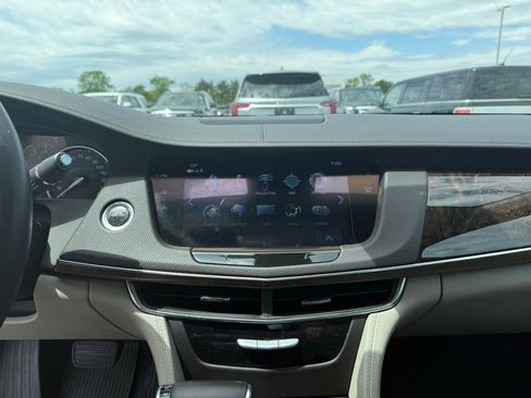 Used 2017 Cadillac CT6 Luxury AWD/4WD image 23