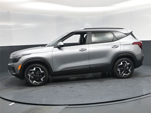 New 2026 Kia Seltos S image 4