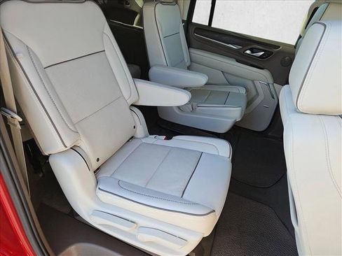 Used 2021 GMC Yukon XL Denali w/ Denali Premium Package AWD/4WD image 21