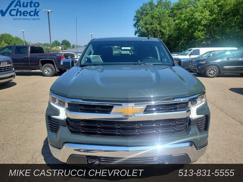 Used 2025 Chevrolet Silverado 1500 LT AWD/4WD image 8