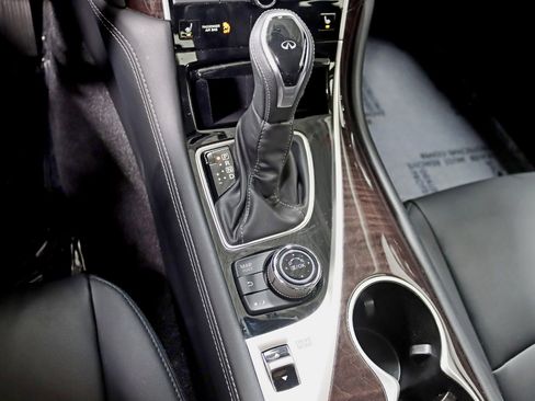 Used 2019 INFINITI Q50 Luxe w/ Essential Package (3.0T Luxe) image 21