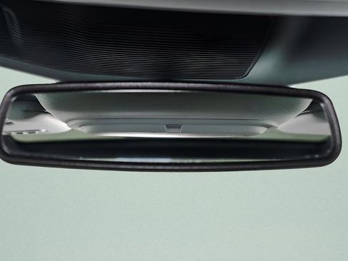 Used 2022 Ford Explorer Limited w/ Class IV Trailer Tow Package image 26