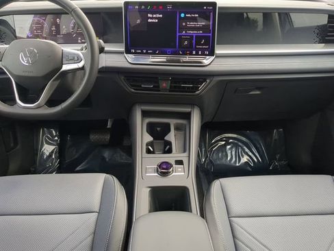 New 2026 Volkswagen Tiguan SE image 15