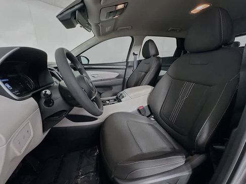 Used 2023 Hyundai Tucson SEL FWD image 12