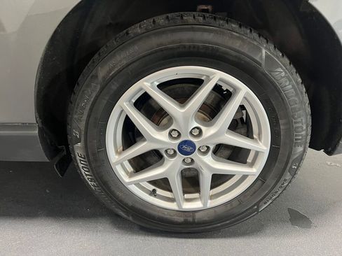 Used 2021 Ford Edge SEL w/ Cargo Accessory Package image 17