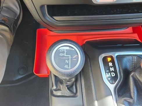 Used 2018 Jeep Wrangler Unlimited Sport S AWD/4WD image 24