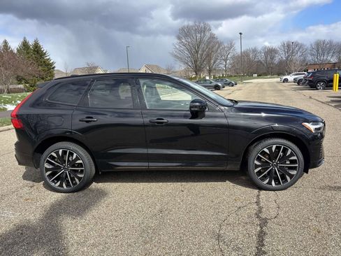 New 2026 Volvo XC60 T8 Ultra w/ Protection Package Premier image 4