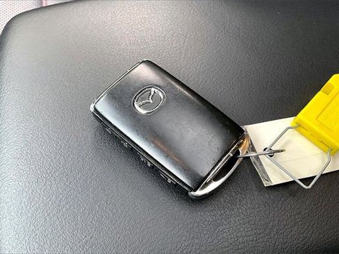 Used 2025 MAZDA CX-5 Carbon Edition image 32