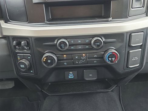 Used 2024 Ford F250 XLT image 21