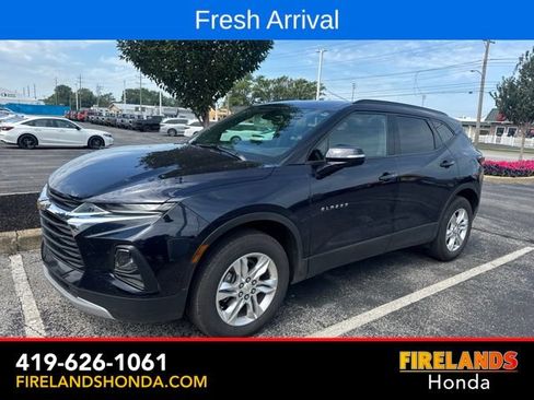 Used 2020 Chevrolet Blazer LT FWD image 2