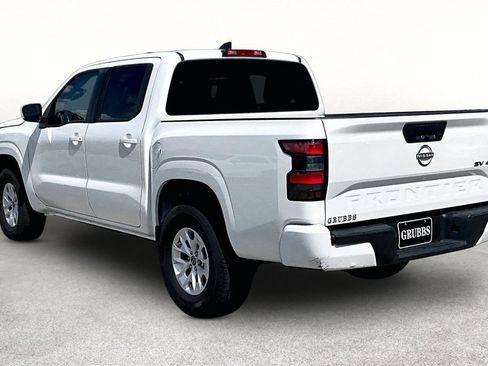 Used 2024 Nissan Frontier SV AWD/4WD image 13