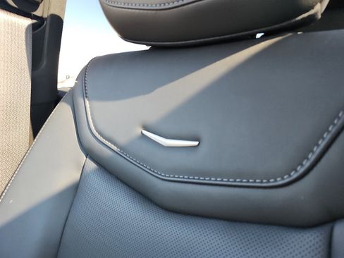 Used 2024 Cadillac XT6 Sport image 30