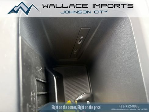 New 2026 Volkswagen Tiguan SE AWD/4WD image 33