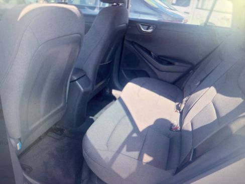 Used 2020 Hyundai Ioniq Blue FWD image 4