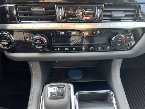 New 2026 Nissan Pathfinder SL image 19