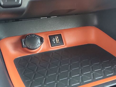 Used 2024 Toyota RAV4 Adventure image 23