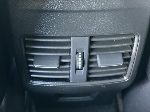 Used 2018 INFINITI QX30 AWD image 14