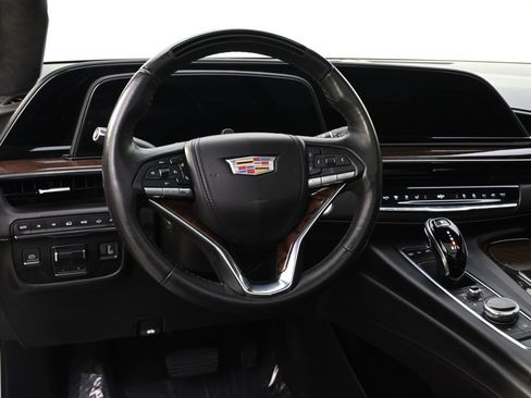 Certified 2023 Cadillac Escalade Sport Platinum image 12