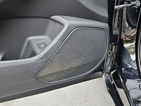 Used 2018 Honda Accord Sport image 17