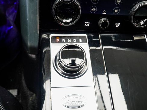 Used 2021 Land Rover Range Rover P525 Westminster Edition image 18