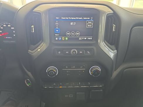 Certified 2024 Chevrolet Silverado 1500 Custom Trail Boss AWD/4WD image 15
