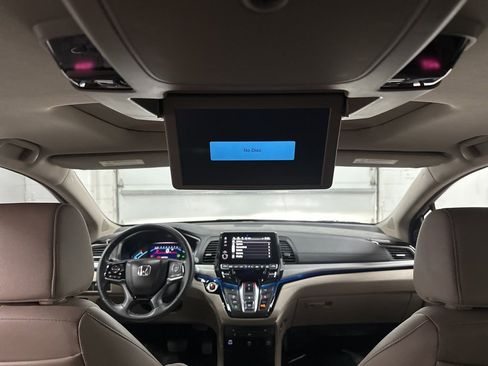 Used 2024 Honda Odyssey Touring image 37