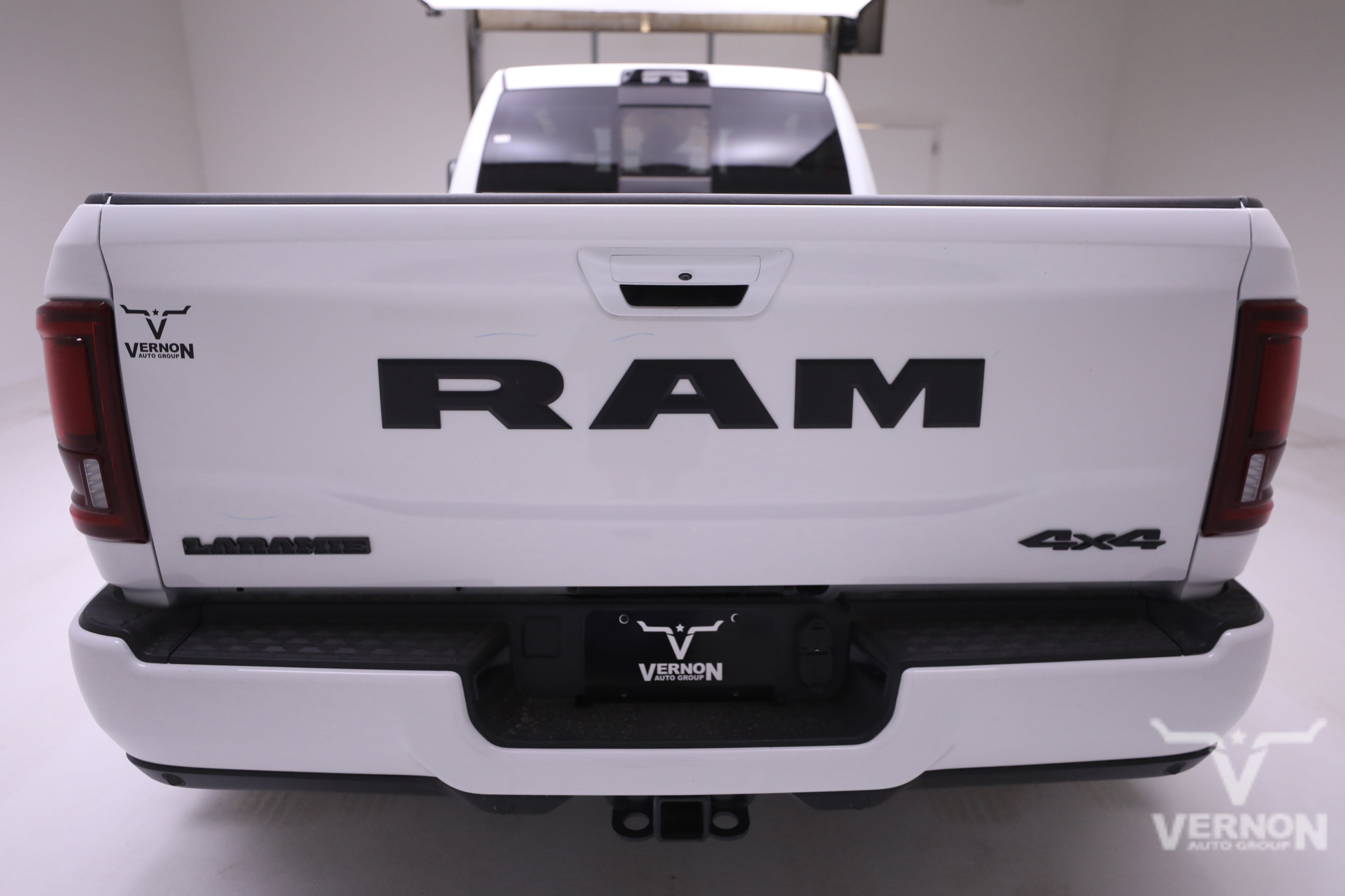 New 2026 RAM 3500 Laramie w/ Night Edition AWD/4WD image 4